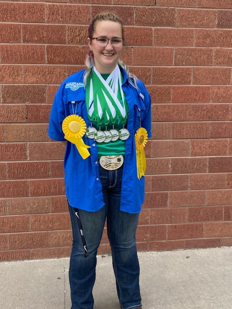 ​Congratulations to Kenli!  She competed this summer at the National 4-H Shooting Sports Competition in Grand Isle, Nebraska where she placed 1st in Silhouette.  She was also on the Team LA that placed 1st and 5th in CMP and Team LA placed 1st and 2nd overall in the Nation with Team Louisiana being 1st place.