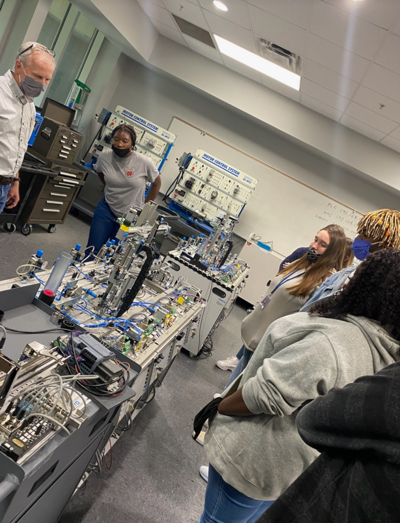 In celebration of Northwest Louisiana Manufacturing Month students from Mrs. Ward's CIW-SDA class and coach Odom's CompTIA class toured Bossier Parish Community College Center for Advanced Manufacturing and Engineering Technology.  Students learned about the technology, tools and processes used in manufacturing, types of jobs available and education needed to qualify for our area's high demand/high paying manufacturing jobs.